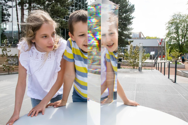 ...prozkoumáte lom světla...