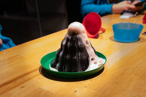 Necháte vybuchnout sopku...